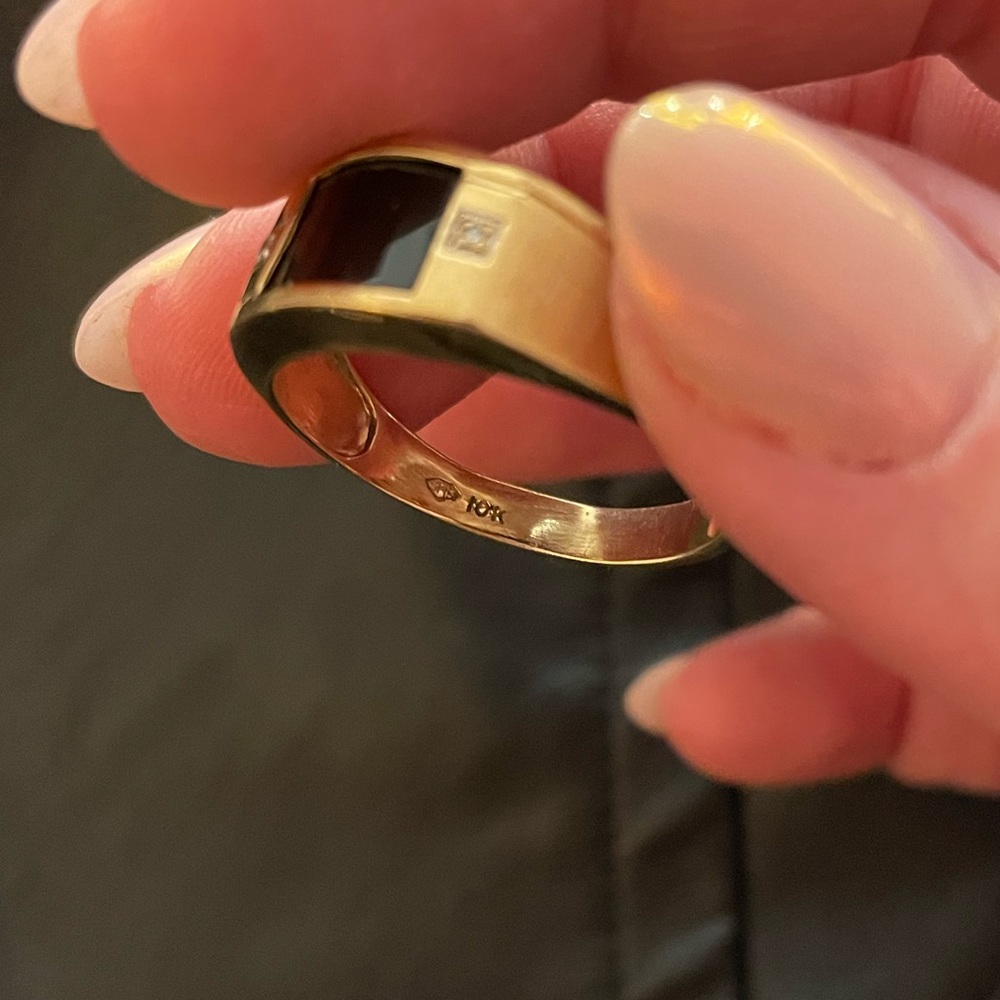 10k gold ring with onyx stone & diamonds - Picture 5 of 8
